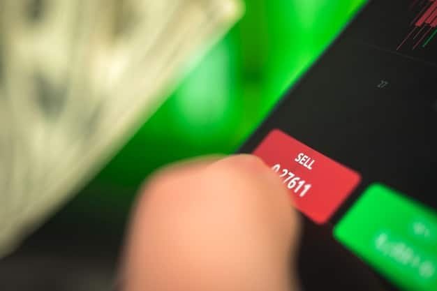 A split image. On one side, an outdated punch card system representing early credit scoring. On the other side, a modern, digital credit scoring interface.