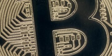 Cryptocurrency Credit Card Rewards: A 2025 Outlook - Cover Image